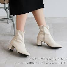 アマゾン | [ヴィヴィアン] 5.5cmヒール スクエアトゥ ストレッチショートシューズ